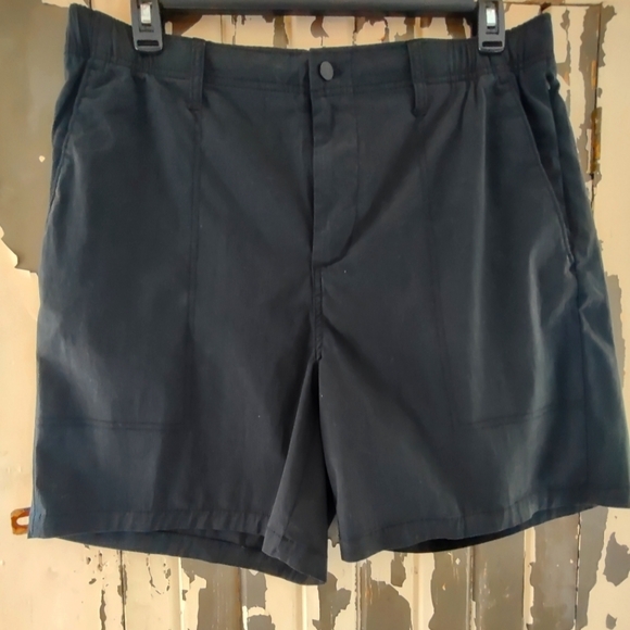 Jogging Shorts Large, Built-in-flex, Black NWOT - Picture 1 of 11